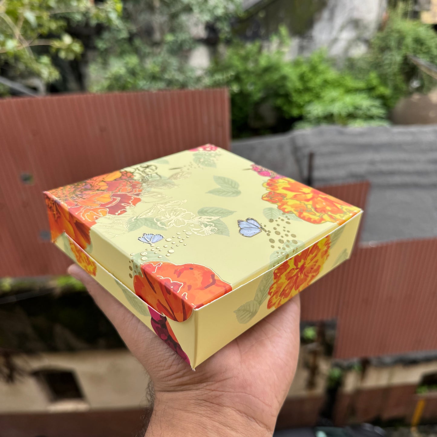 Kohinoor Collection 9Cavity Box For Chocolates / Brownies / Truffles / Candles and More with Gold Foiling Detailing (10pc) WITH Cavity