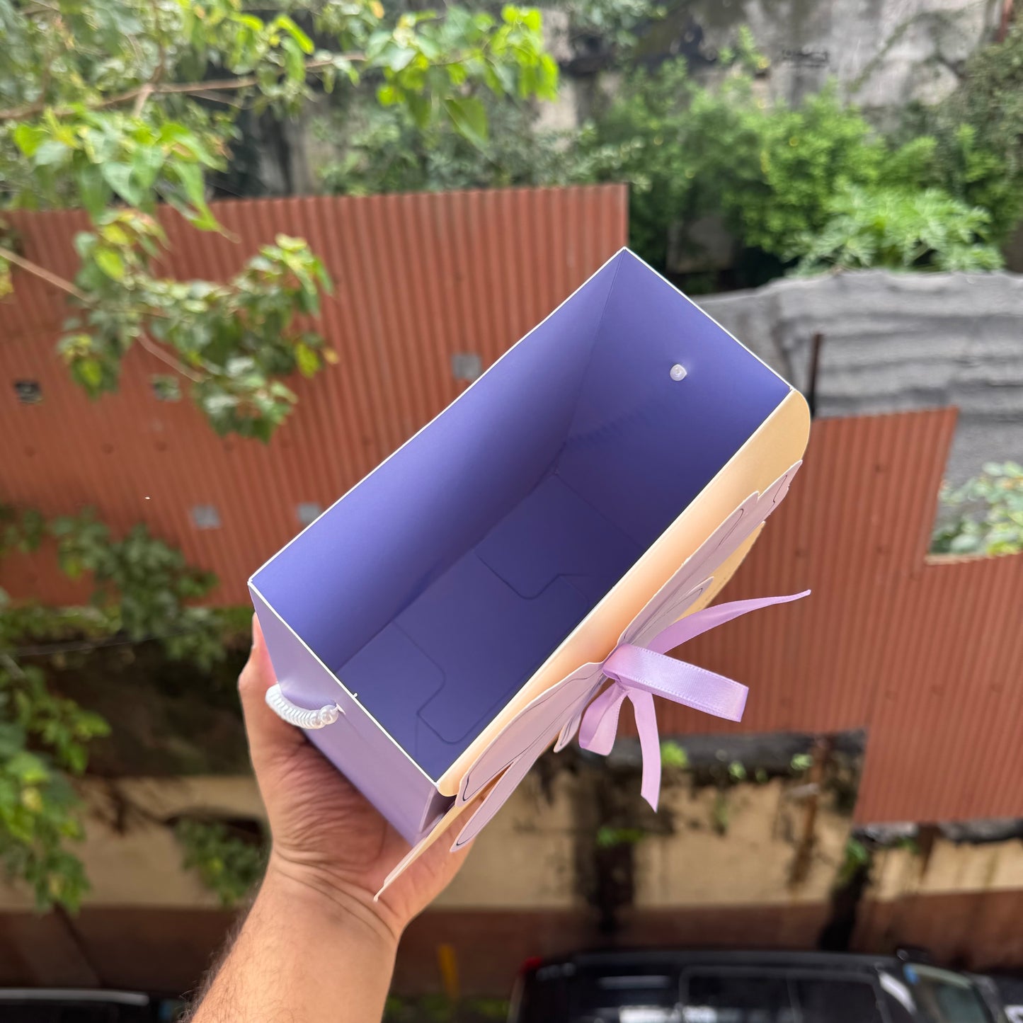 Exclusive Floral Hamper Bag With Pearl Detailing (10pc)