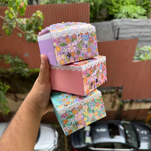 Pretty Box For Candle / Chocolate / Jewellery Traditional Aesthetic (10pc) with Tassel