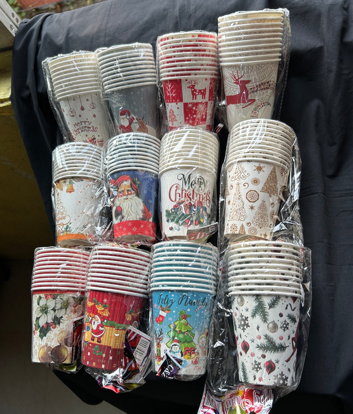 Christmas Disposables - Any Design Xmas Paper Cups 210ml (10pcs)