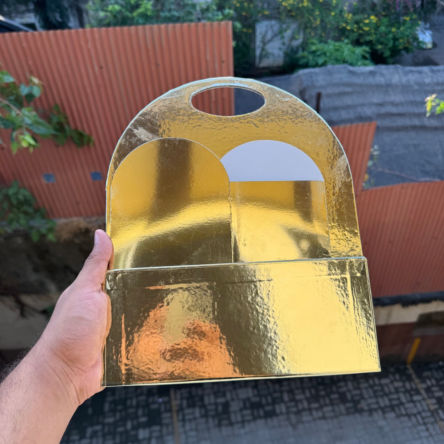 Collapsible Arch Stand Golden