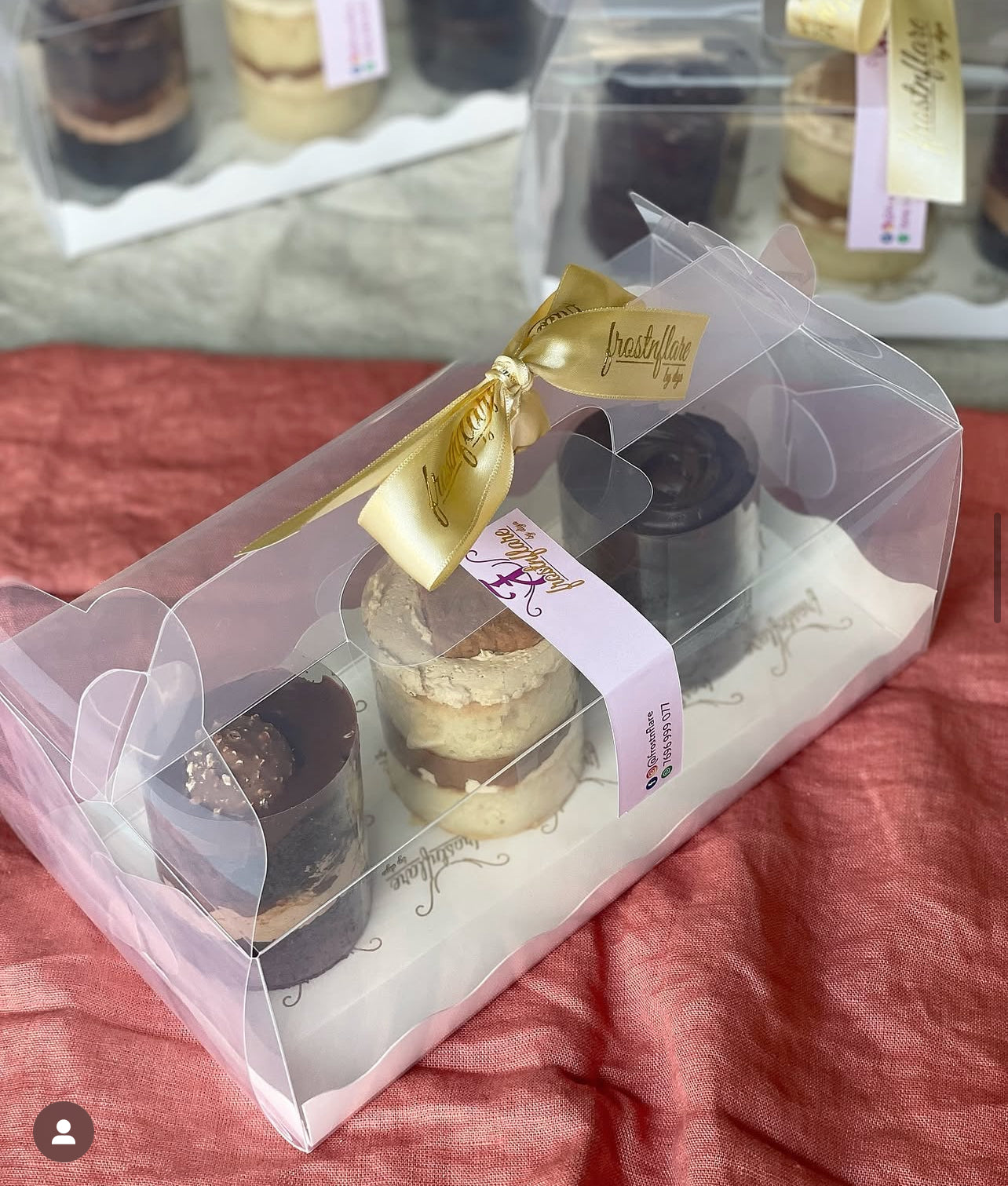 Rectangle Transparent Box With Handle (10pc)