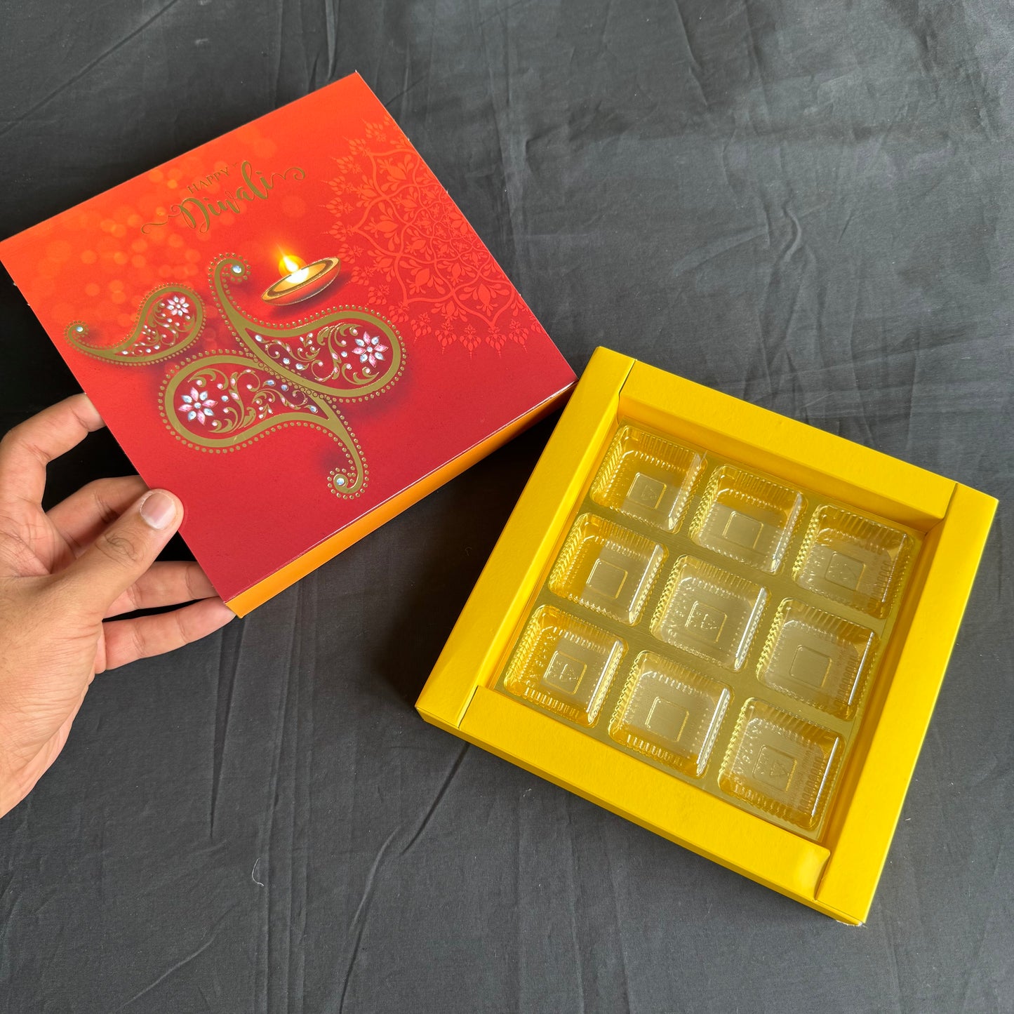 Diwali Foiled 9 Cavity Slider Box (10pc)