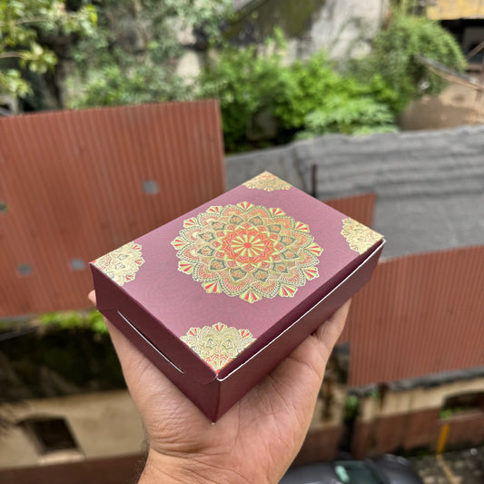 Kohinoor Collection 6Cavity Size Box For 2 Brownie with Foil Detailing (10pc)