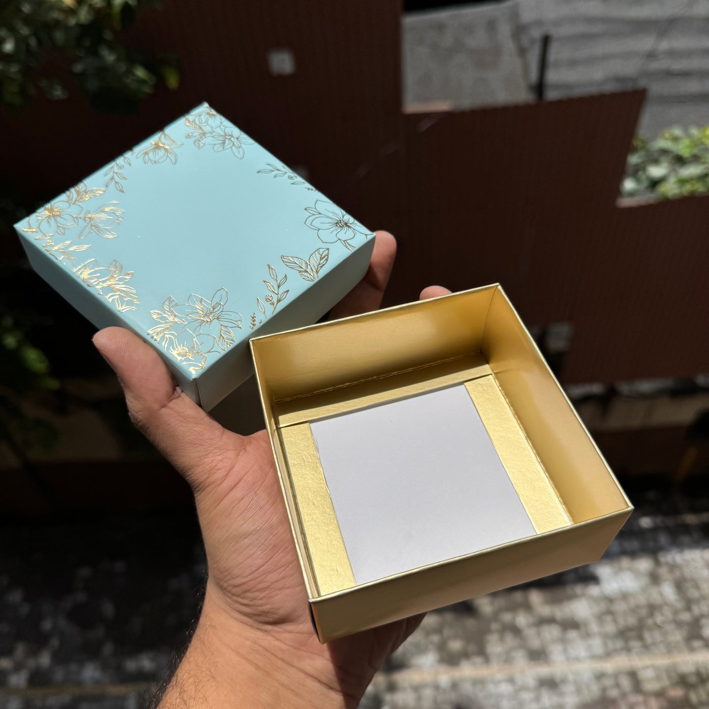 Pastel Petals Collection - Single Brownie Box Sky Blue (10pc) Top Bottom