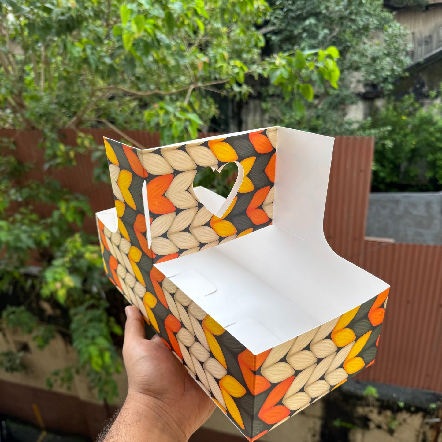 Festive Print Heart Handle Hamper Box (10pc)