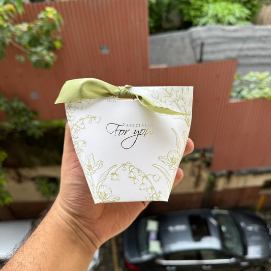 Pretty Box For Candles / Chocolates / Jewellery In Floral Aesthetic Print with Ribbon (10pc)