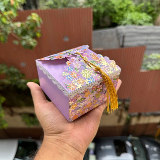 Pretty Box For Candle / Chocolate / Jewellery Traditional Aesthetic (10pc) with Tassel