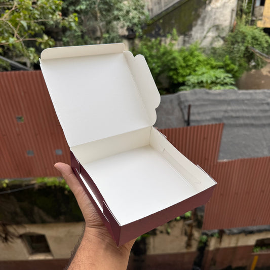 Kohinoor Collection 9cavity Size Box For 4 Brownie with Foil Detailing (10pc)