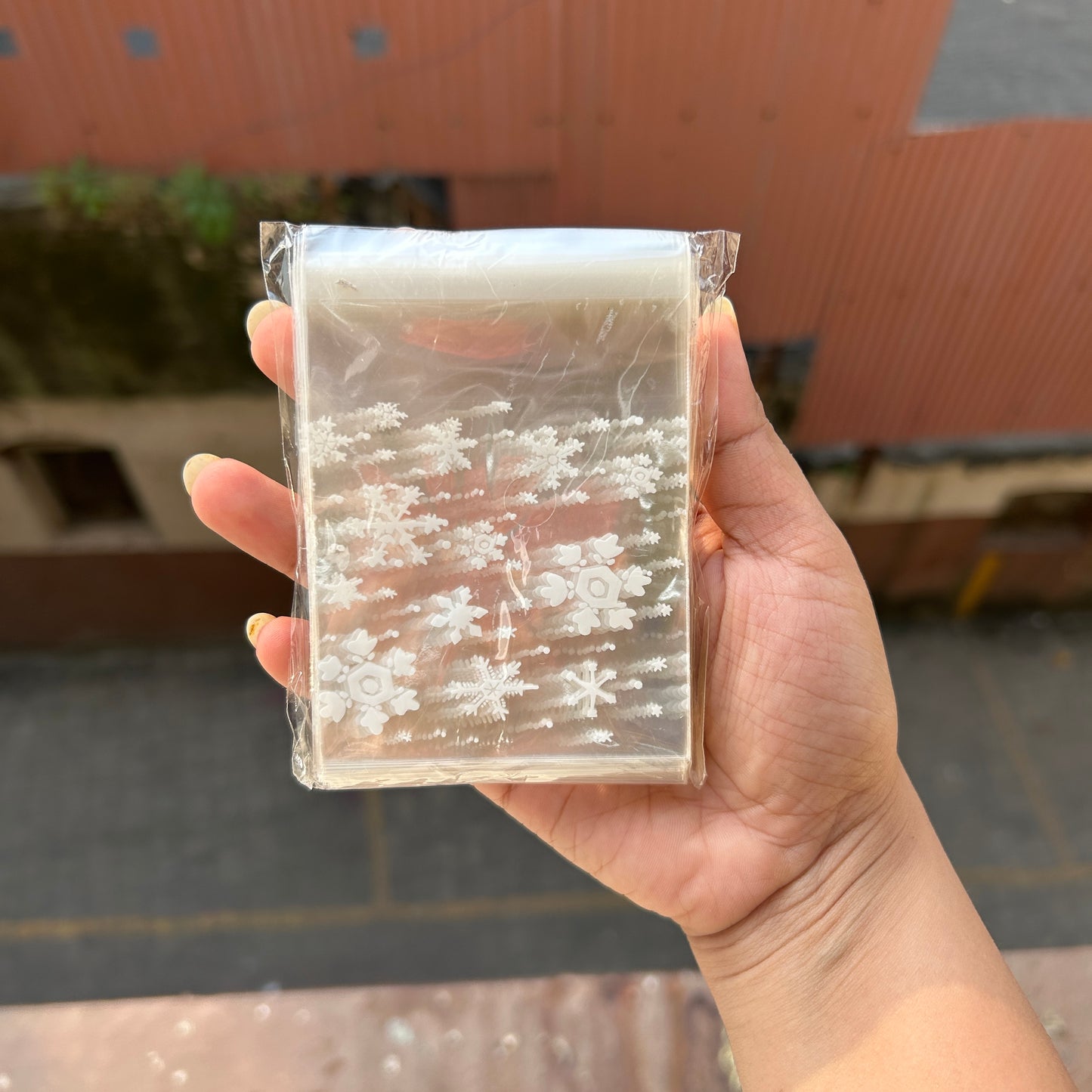 Snowflake Pouch - 3x4inch with peel and seal (100pcs approx)