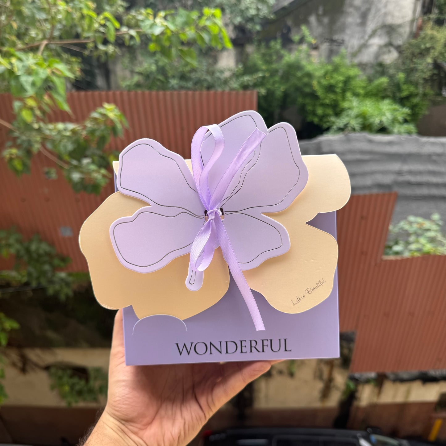 Exclusive Floral Hamper Bag With Pearl Detailing (10pc)