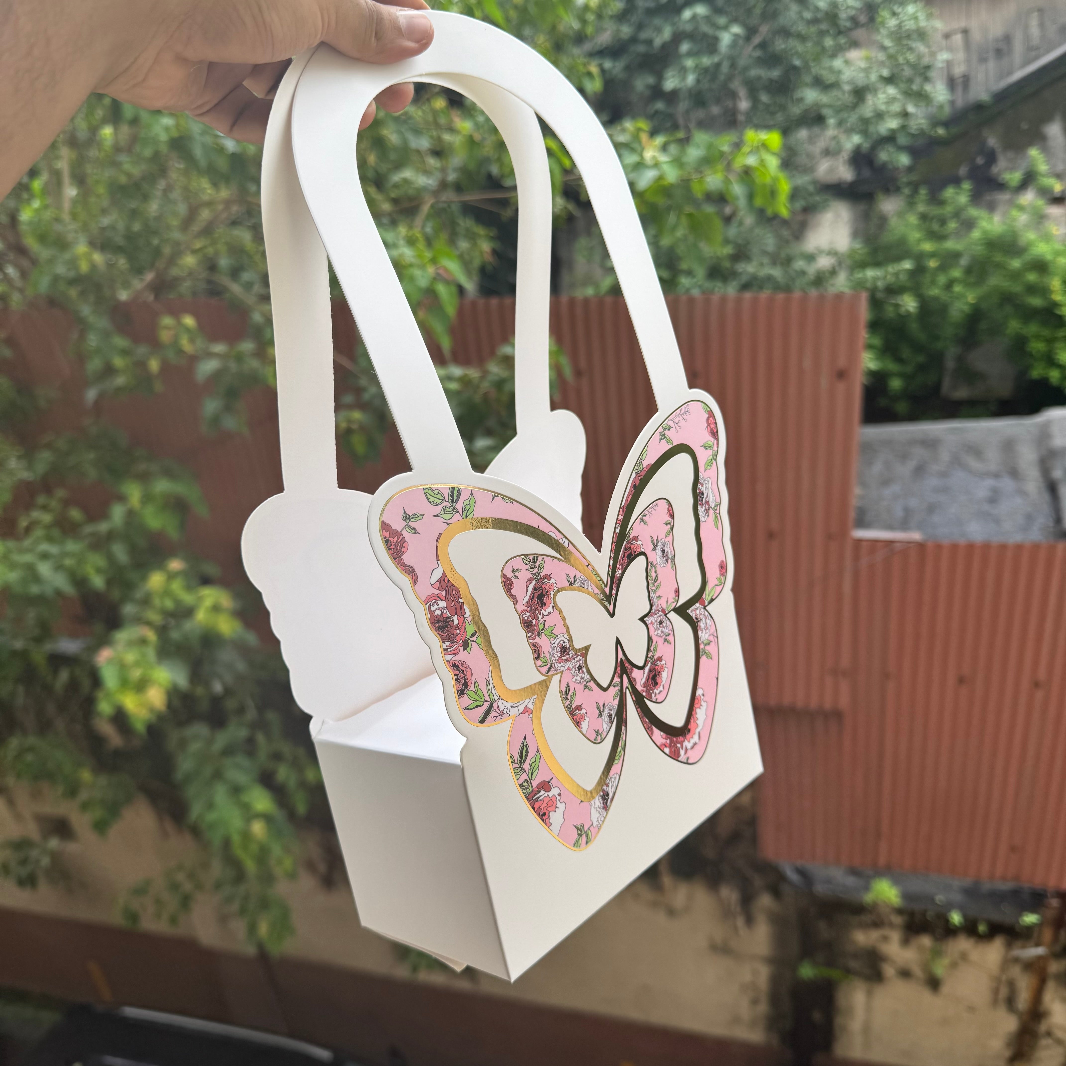 Butterfly Handle Floral Hamper Bag 1pc
