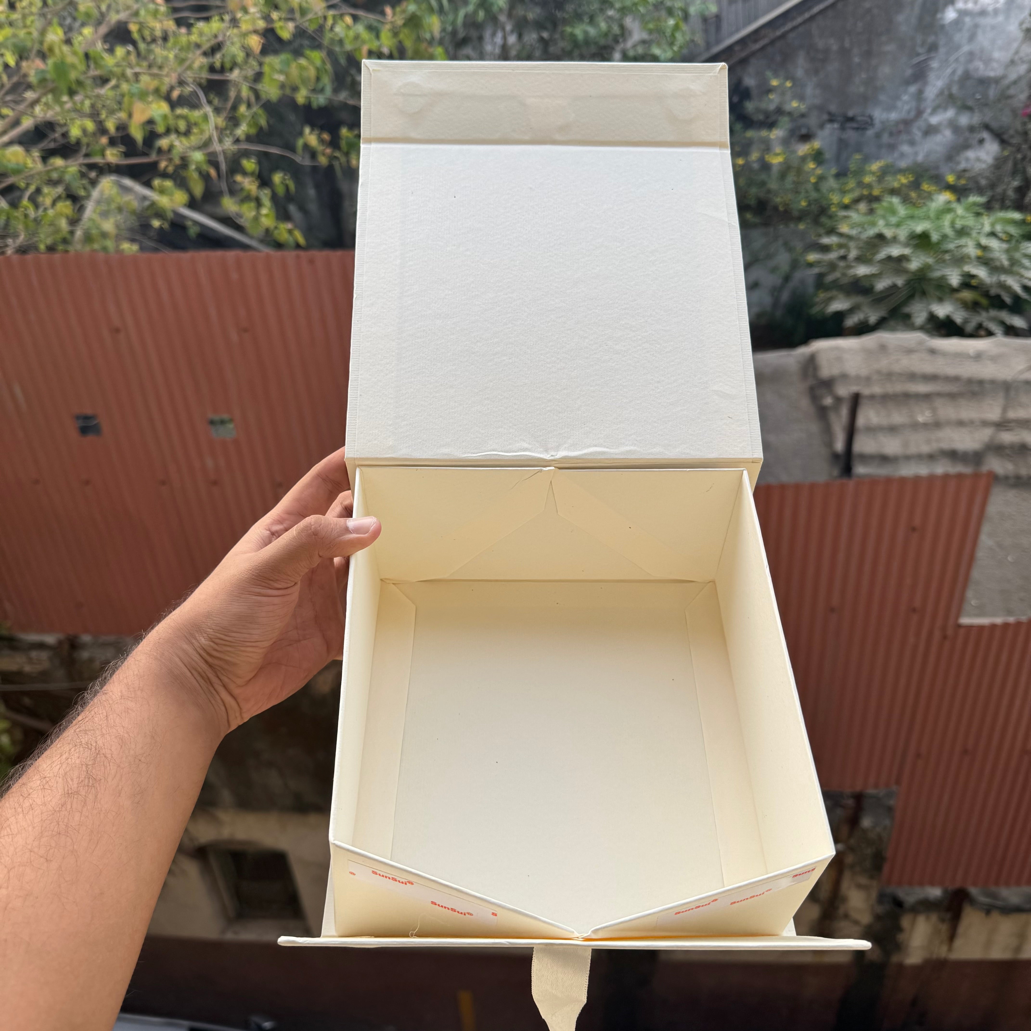 Collapsible Trunk Ribbon Box 8x8.75x4inch 1pc 🔹