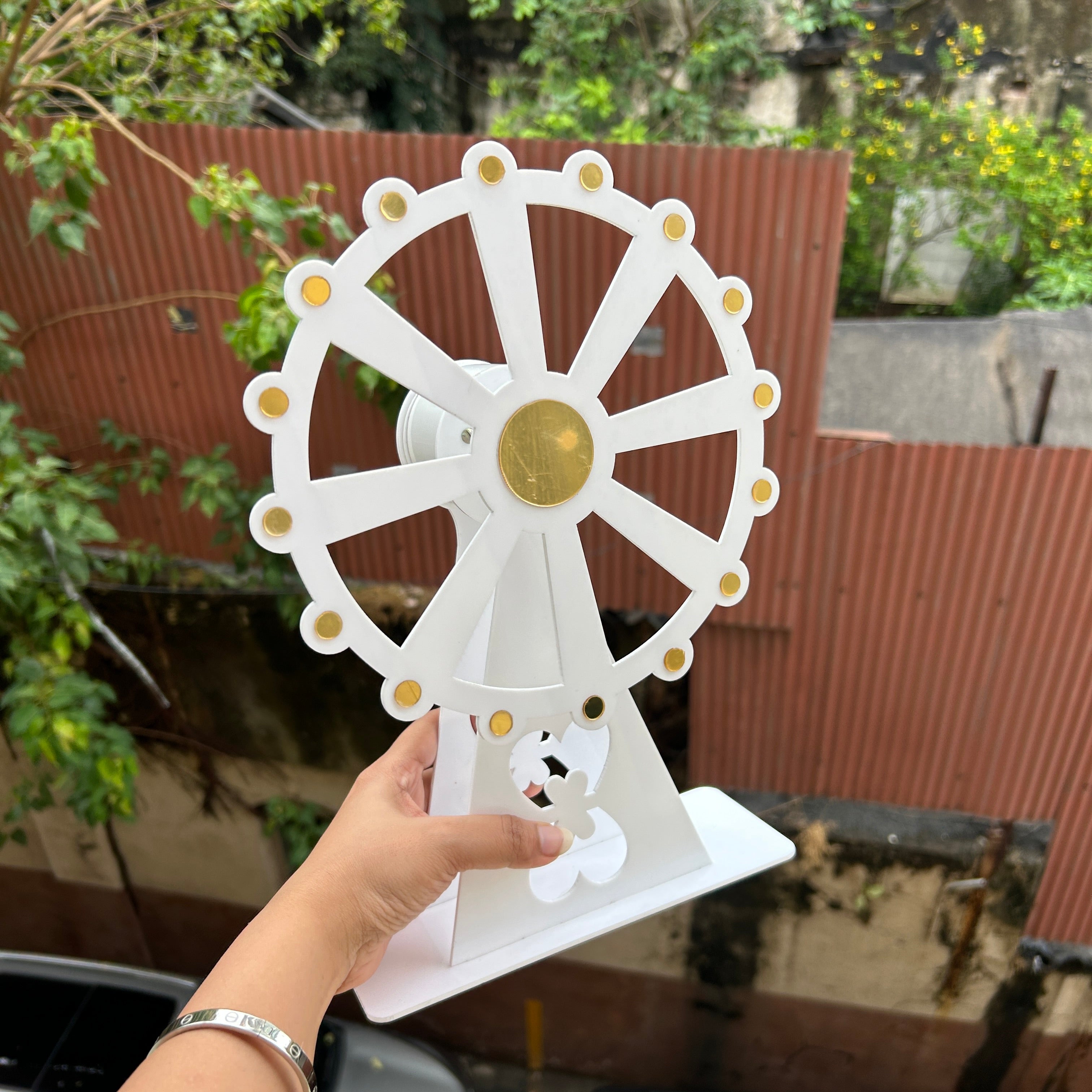 Rotating Ferris Wheel Table Decorator Prop