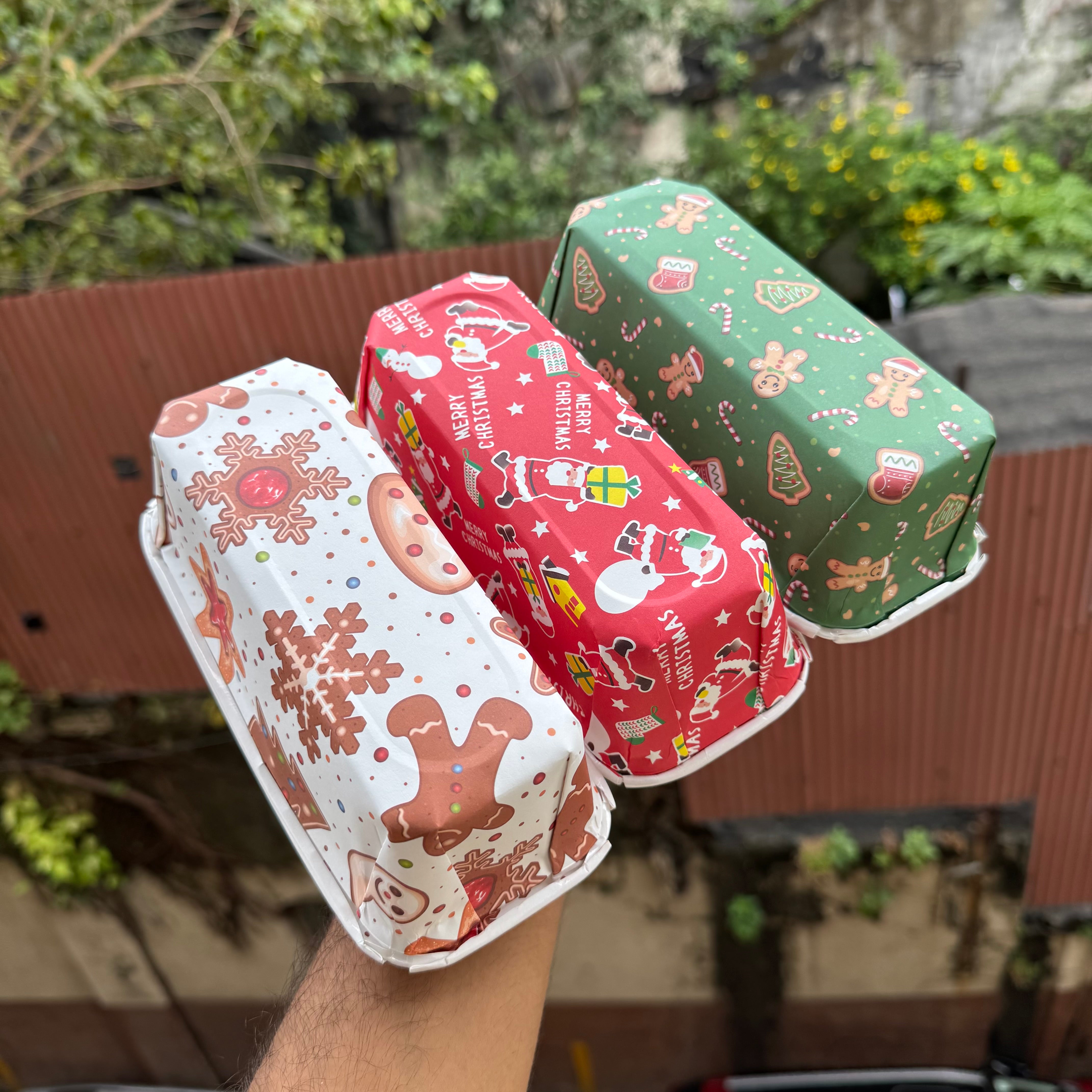 Christmas Printed Plum Ready To Bake Loaf Liner (10pc) | Mix