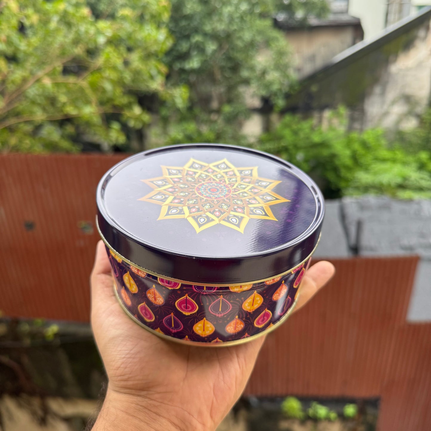 Festive Printed Dream Tin