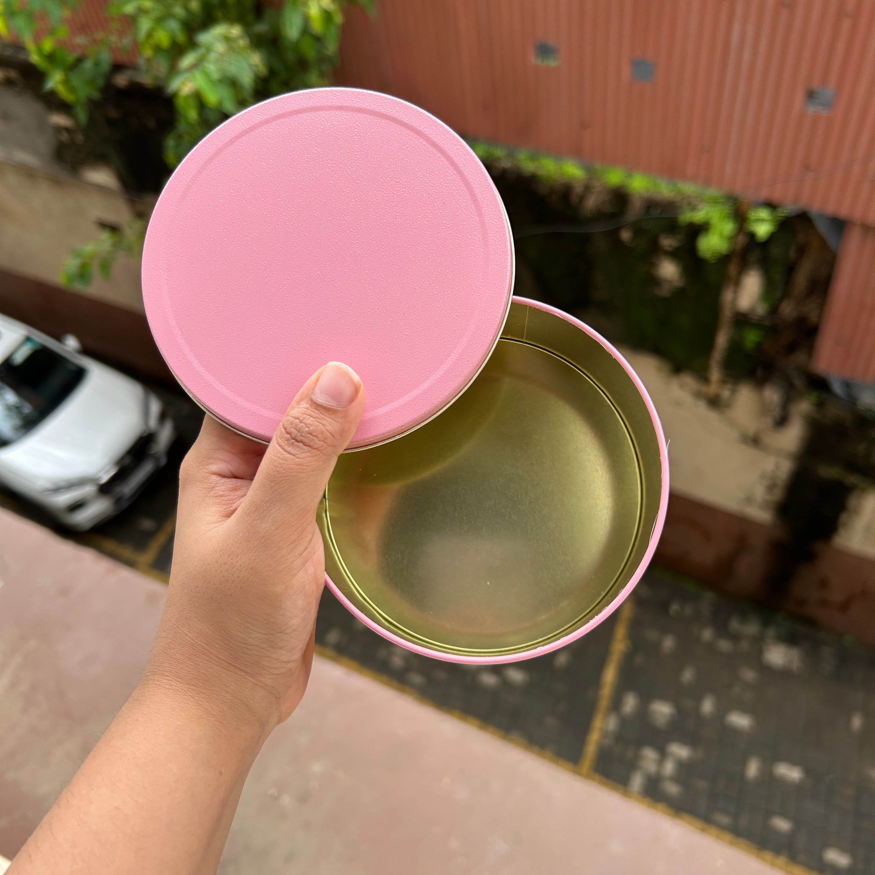 Premium Small Round Cookie Dream Tin (10pc) Pink • SDT