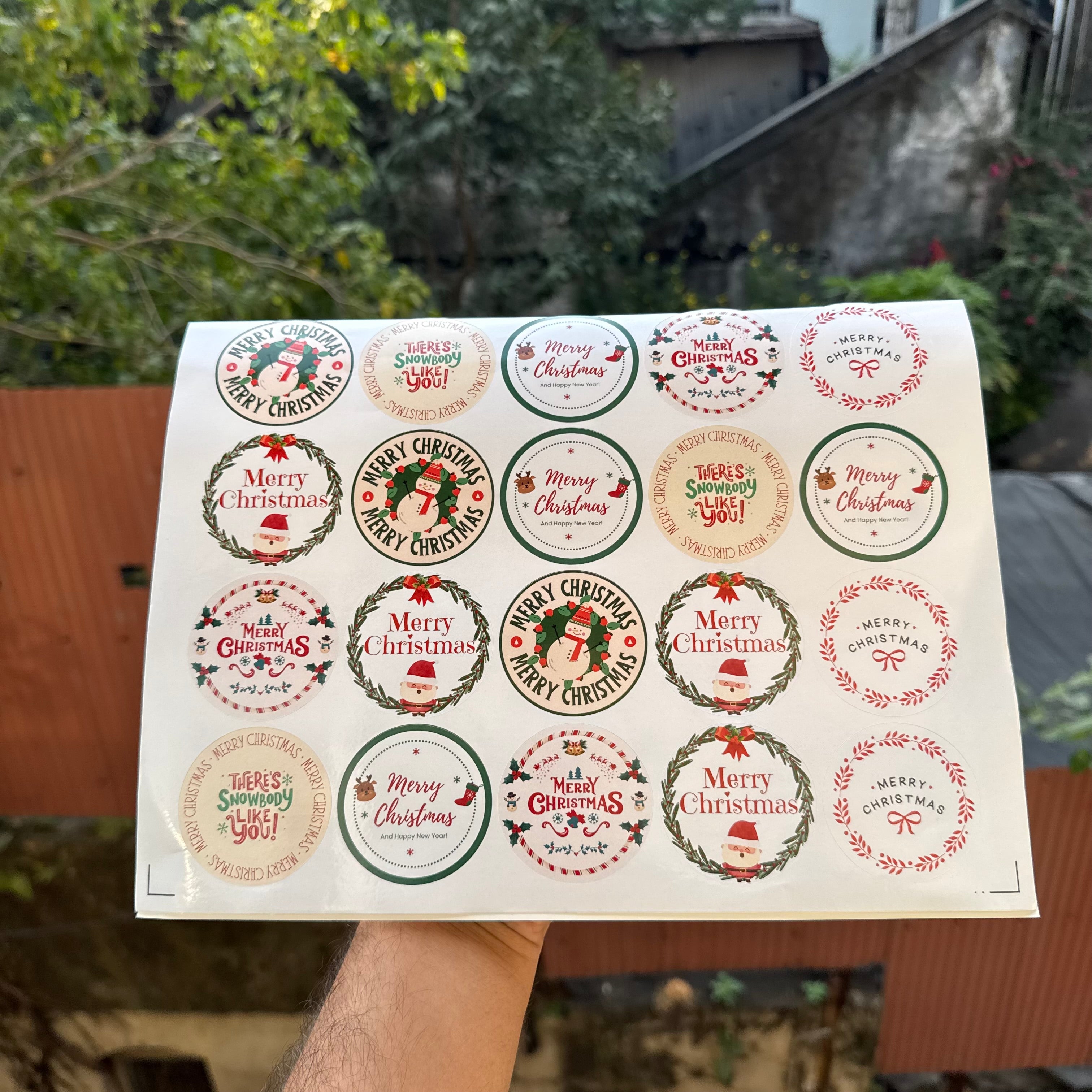 Christmas Round Sticker Sheet ~ 40 Stickers