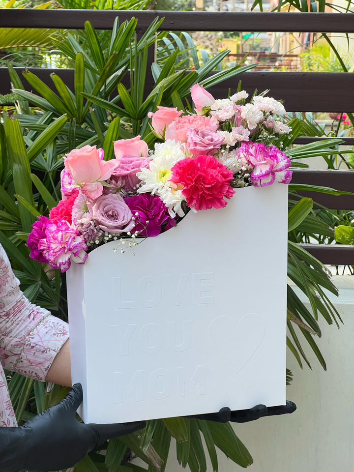 Love You Mom Embossed Floral Holder - 1pc