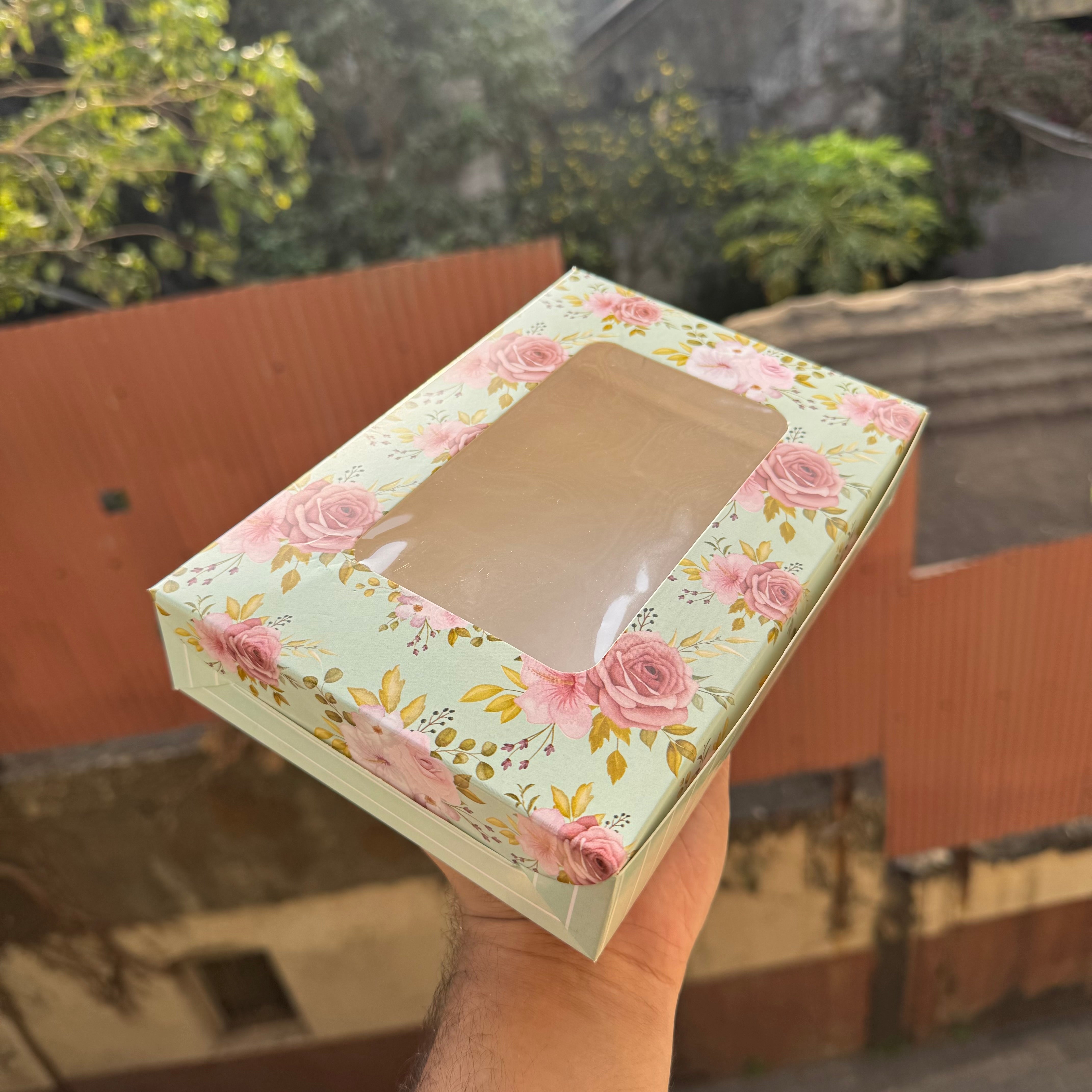 Floral Six Brownie Box (10pc) • Mint Green Bloom