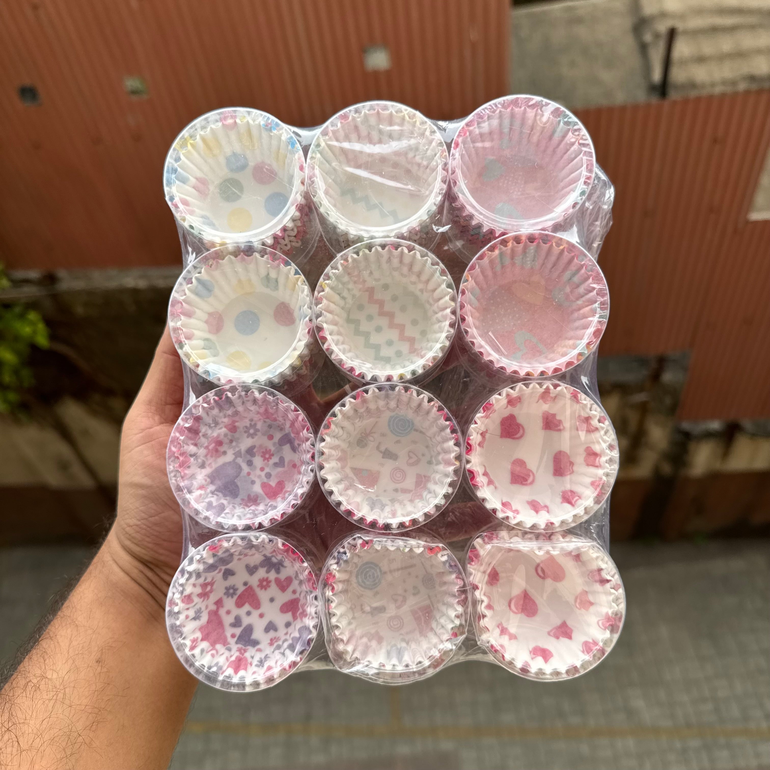8cm Cupcake Paper Liners In Aesthetic Assorted Design (1 pack)