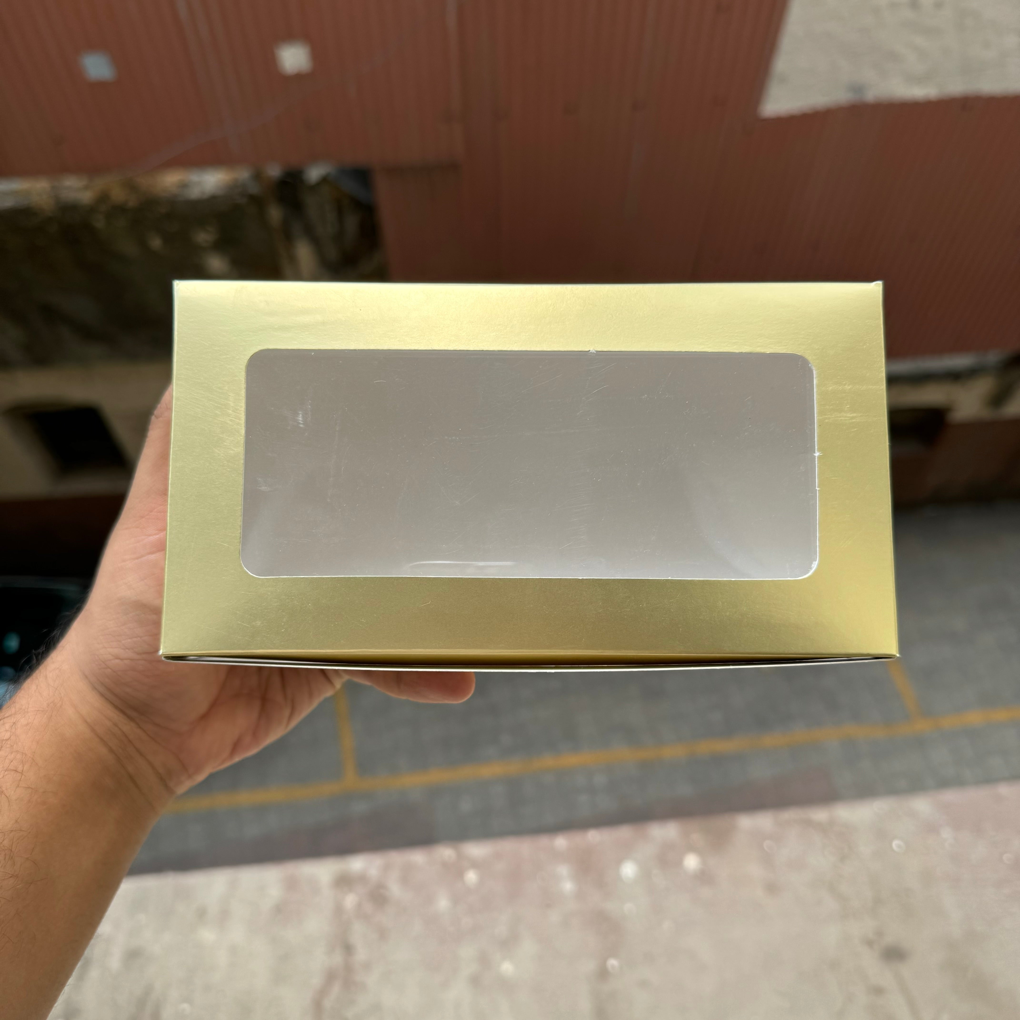 Gold Plum / Bombilinis Box 250 Grams (10pc)