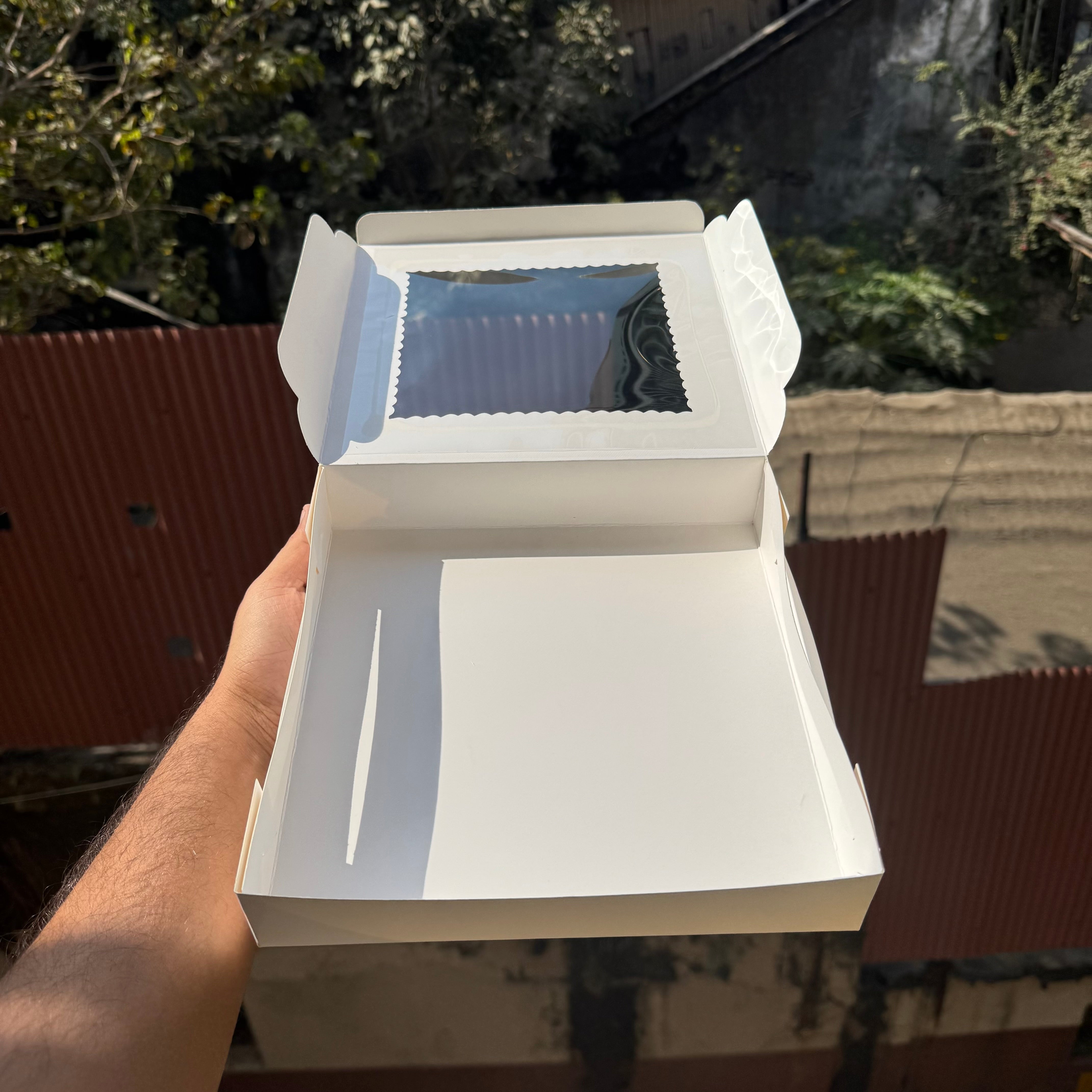 Nine Brownie Box White (1pc)