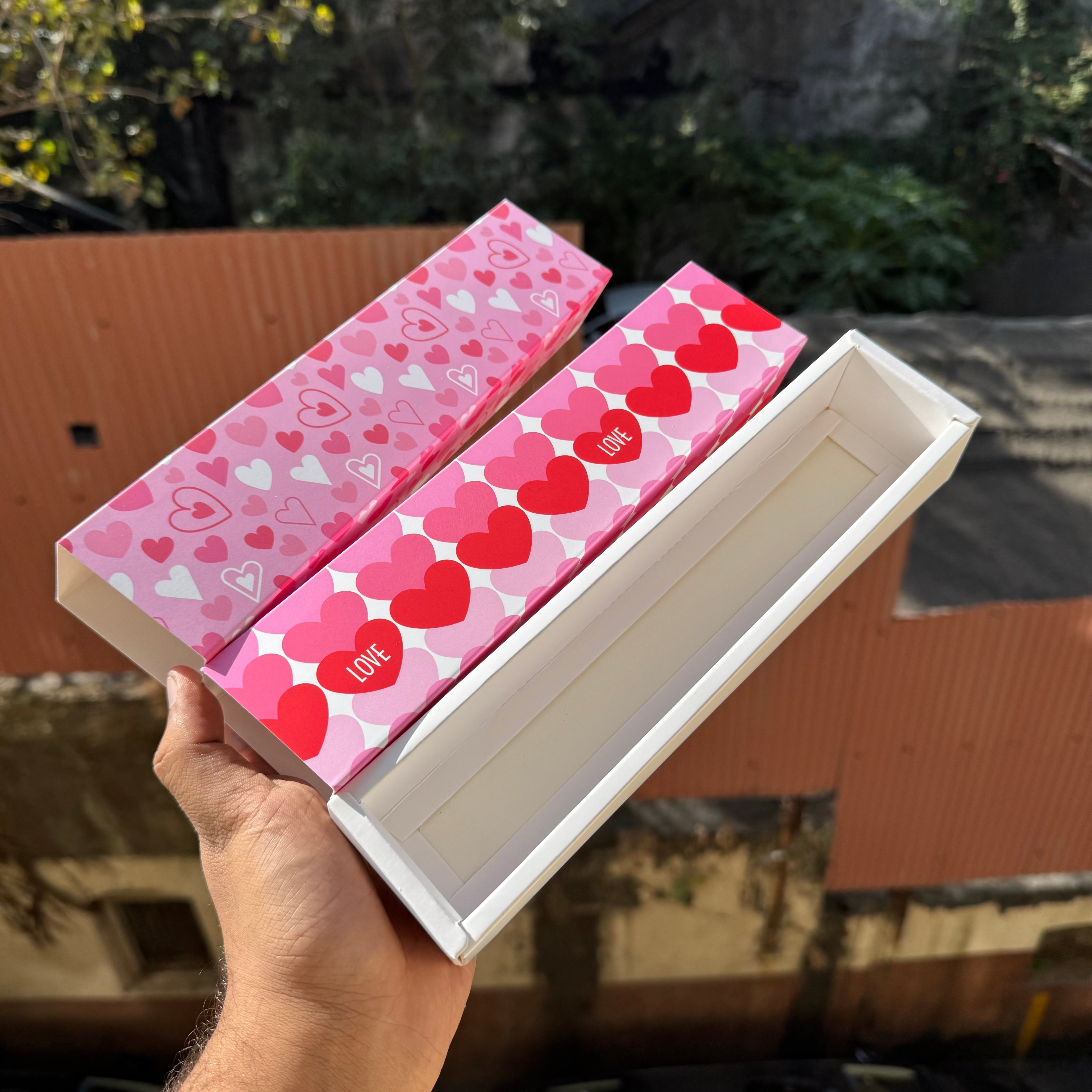 Valentine Premium Box 6 Mini Brownies , Candles , Macaroon and more (10pc)