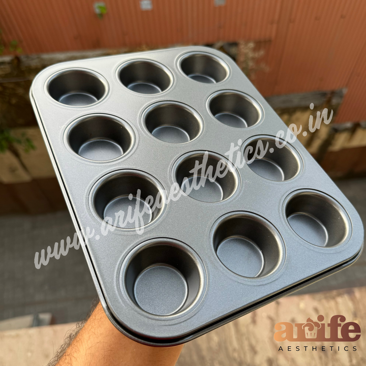 Non Stick Cupcake Tray 12 in 1 Medium