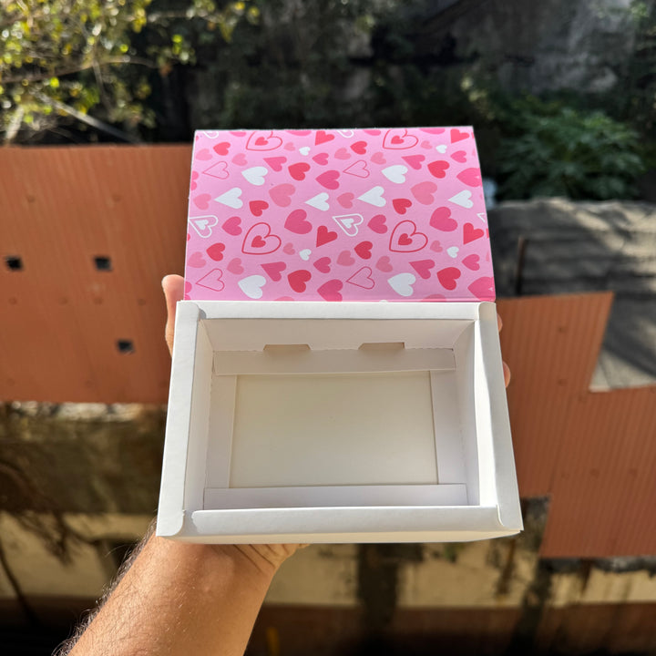 Valentine Premium Box For 2 Brownies / Candles and More (10pc)