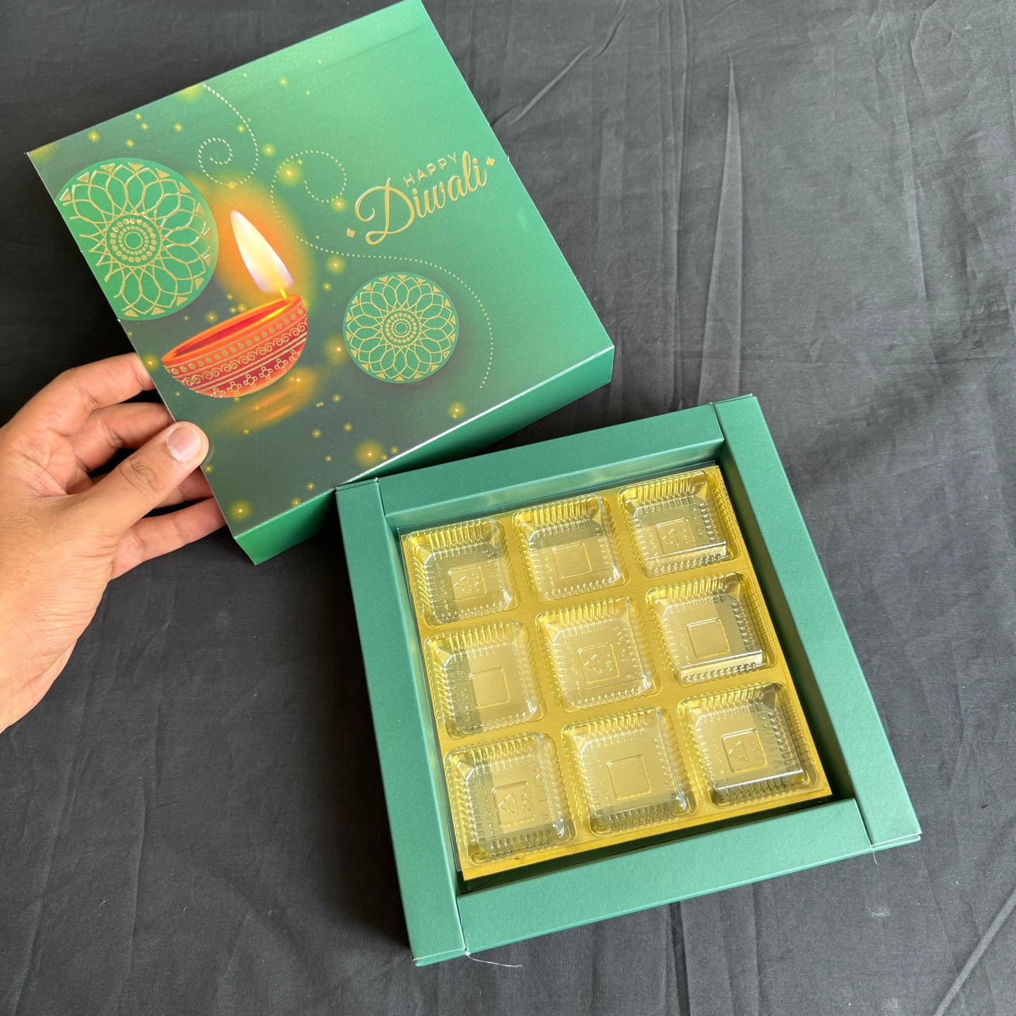 Diwali Foiled 9 Cavity Slider Box (10pc)