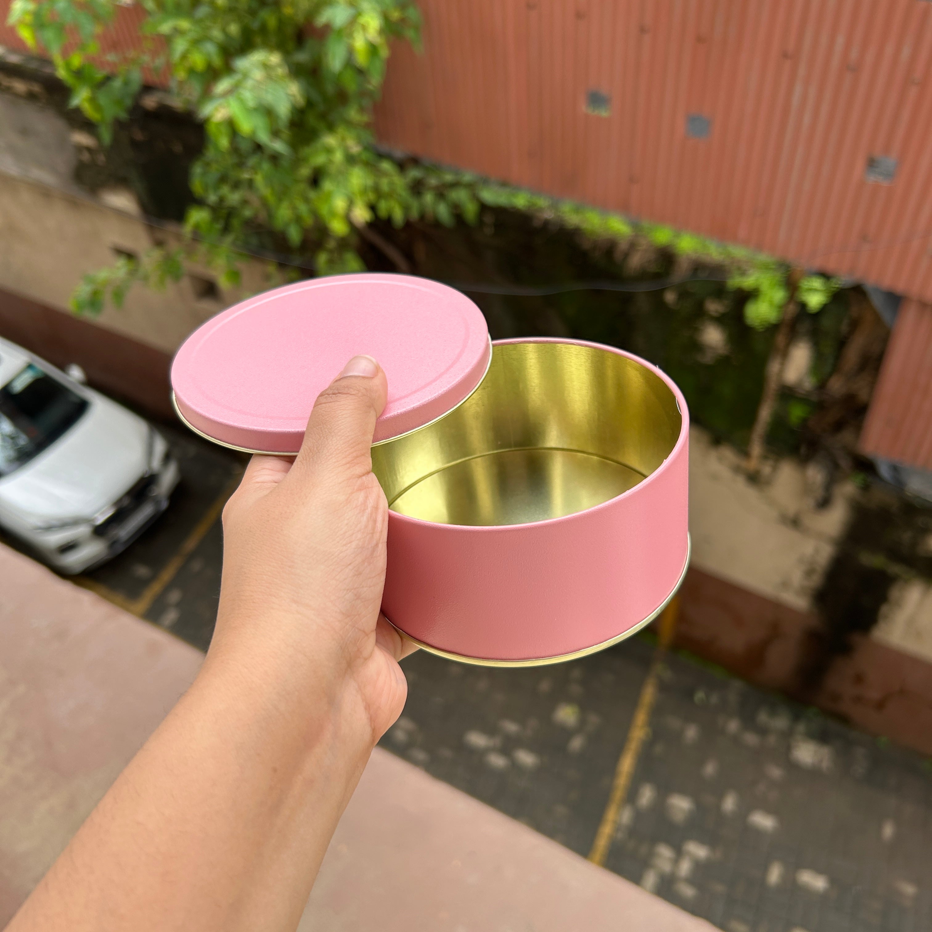 Premium Small Round Cookie Dream Tin (10pc) Pink • SDT