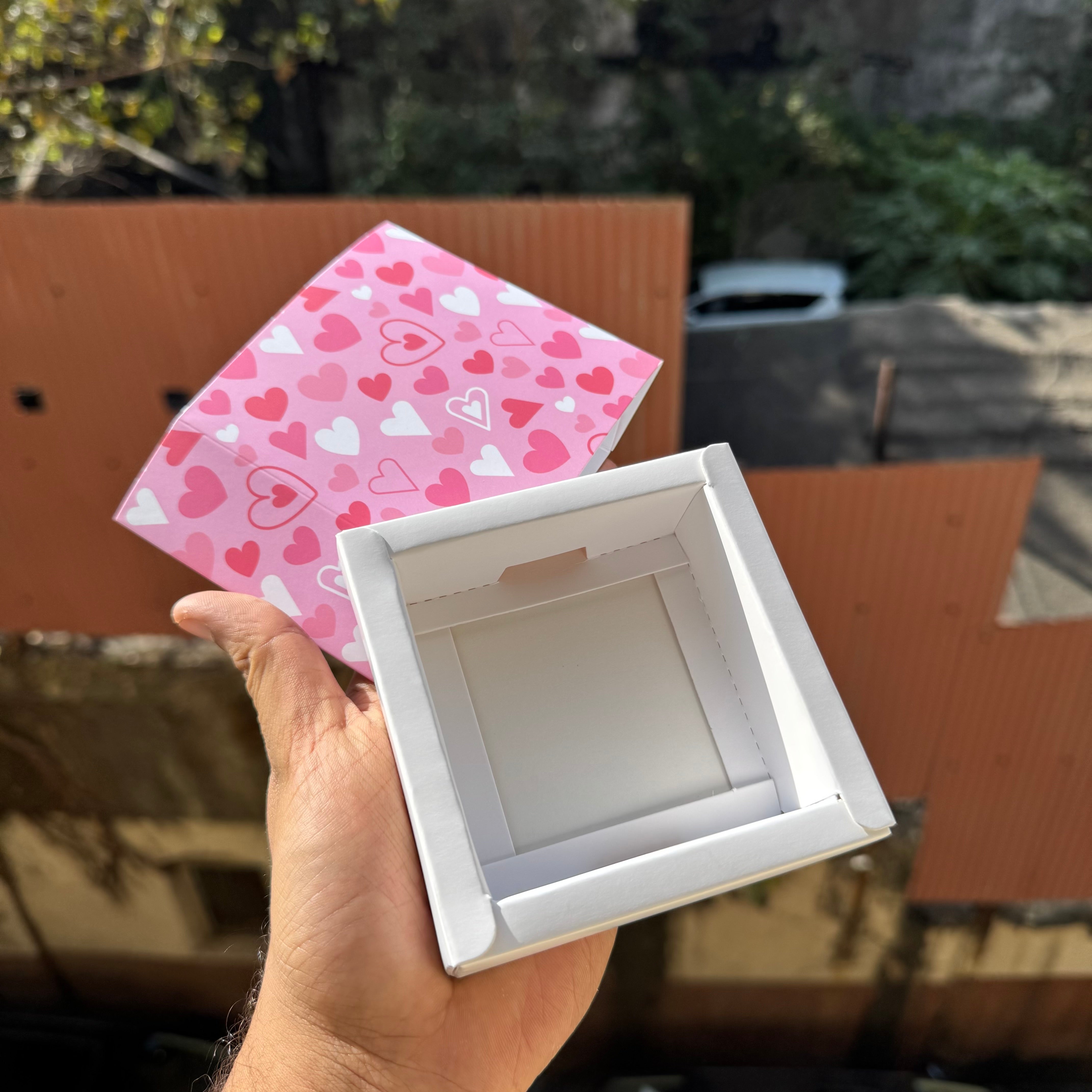 Valentine Premium Box For 1 Brownie / Candle and more (10pc)