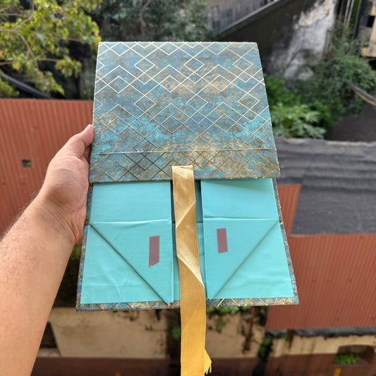 Festive Print Collapsible Ribbon Trunk Box