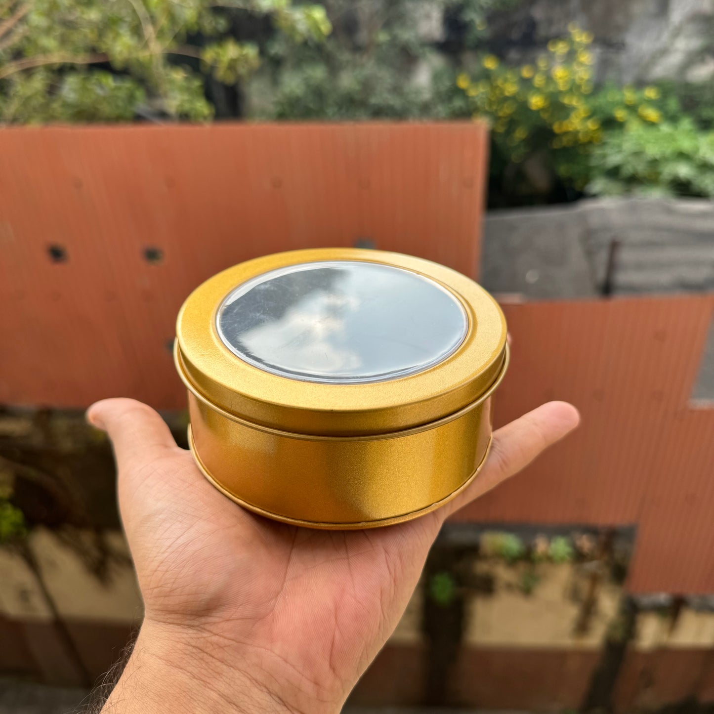 Gold Round Dream Tin With Window