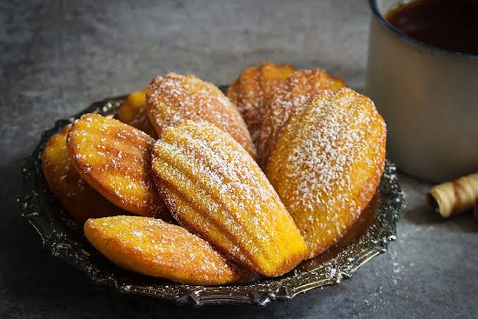 Non Stick Madeleine Tray