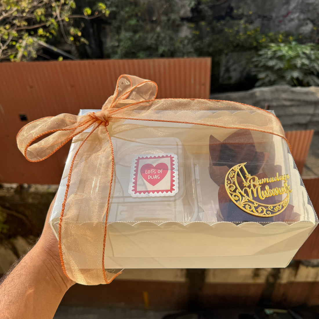 Ramadan / Eid Sample Hamper - SHOP THE LOOK