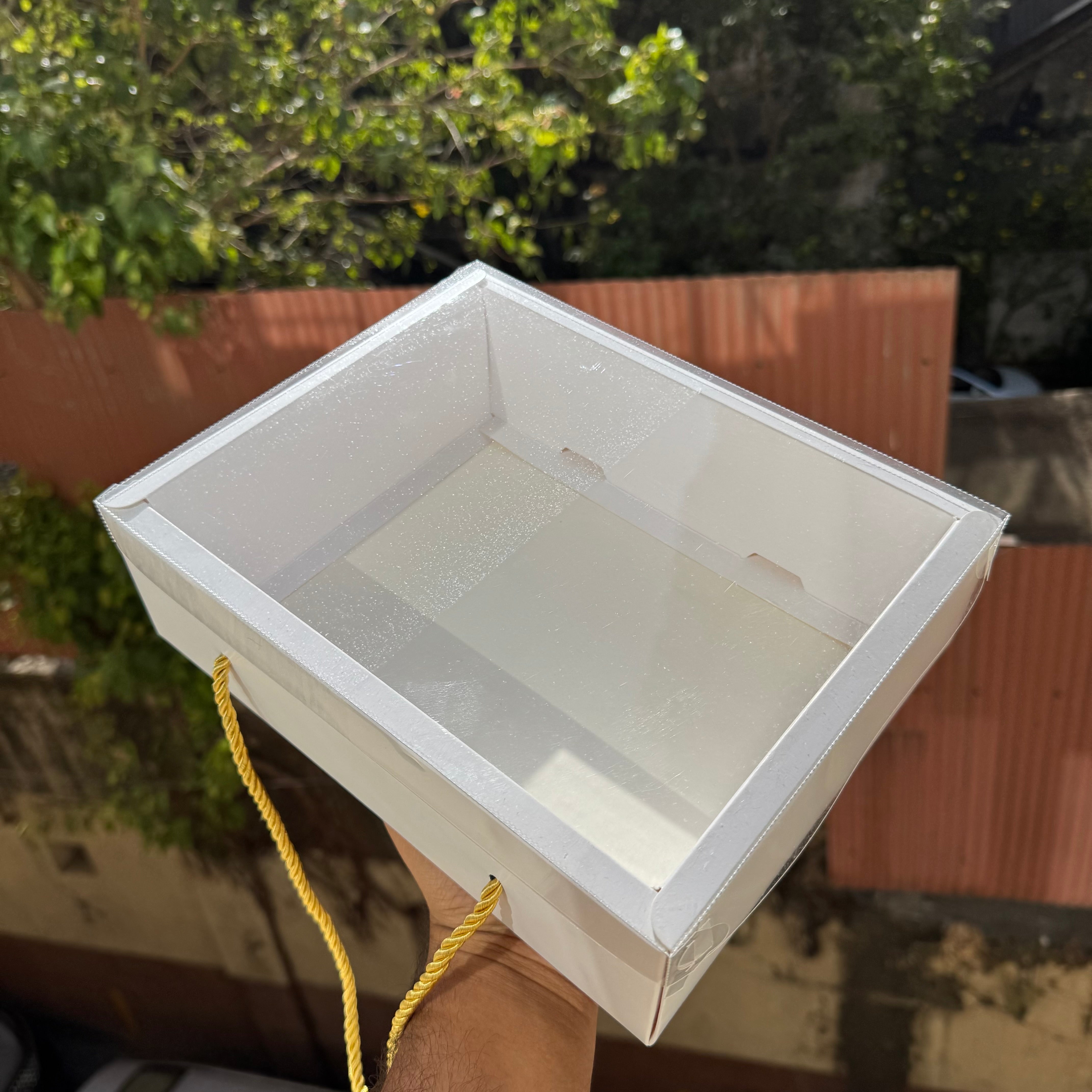 White Hamper Box With Transparent Lid And Handle (10pc)