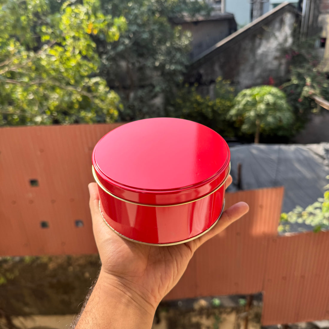 Red Dream Tin New