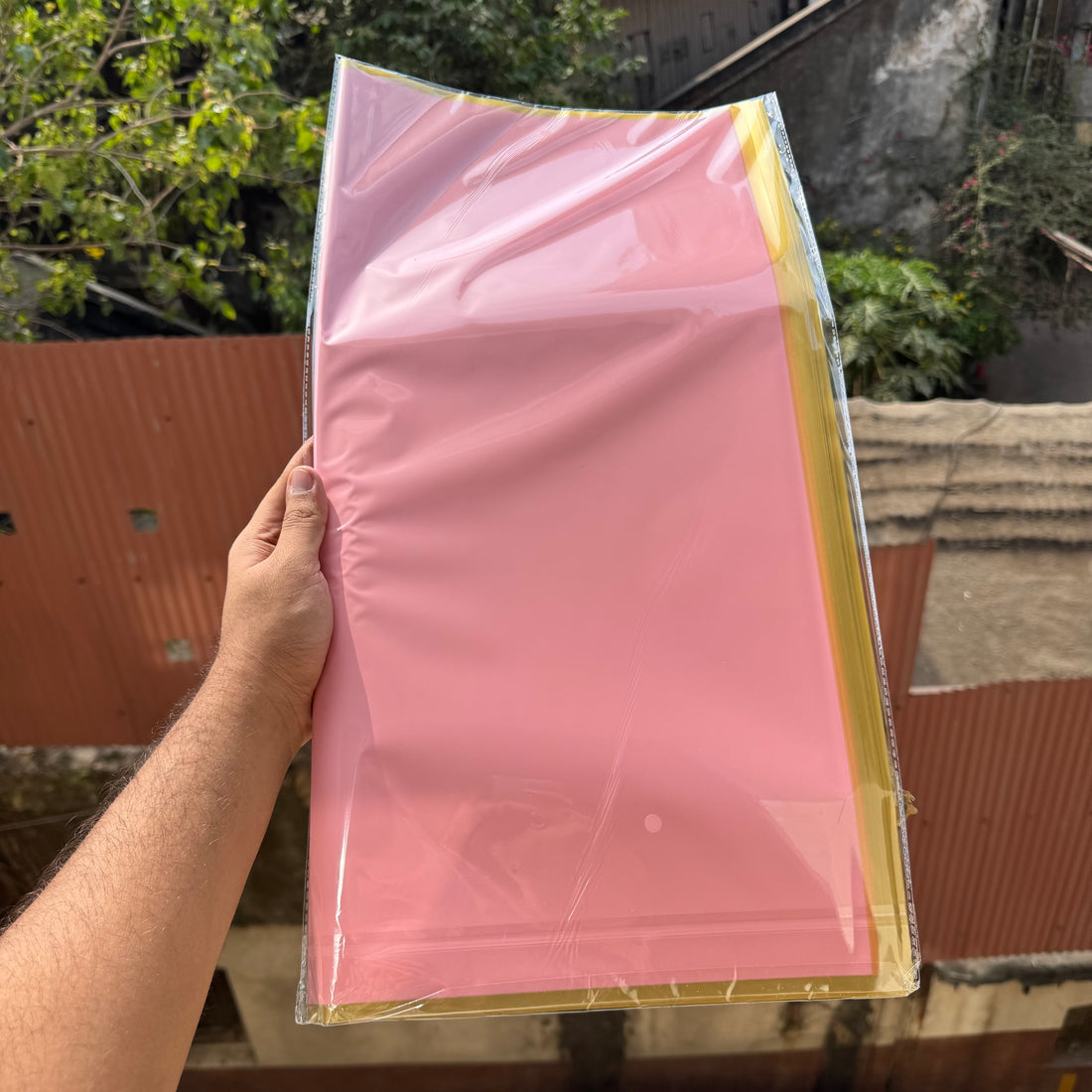 Bouquet Wrapping Sheet - Gold Border - Pink (20 sheets)