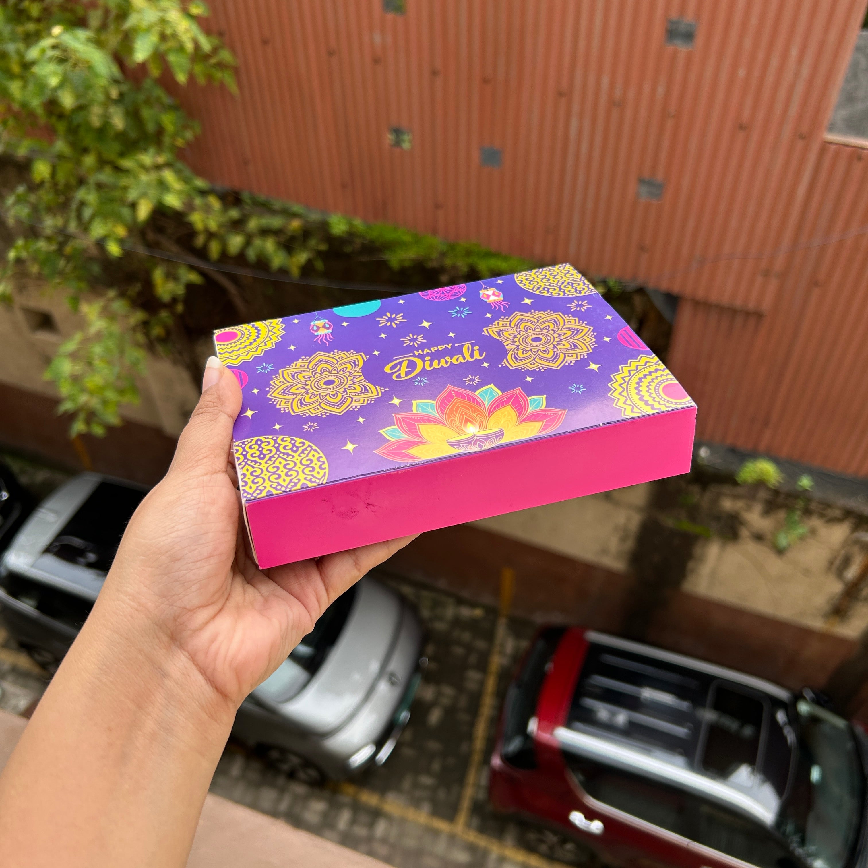 Diwali Slider Box (10pc) || 6 Cavity Size ~ Print C