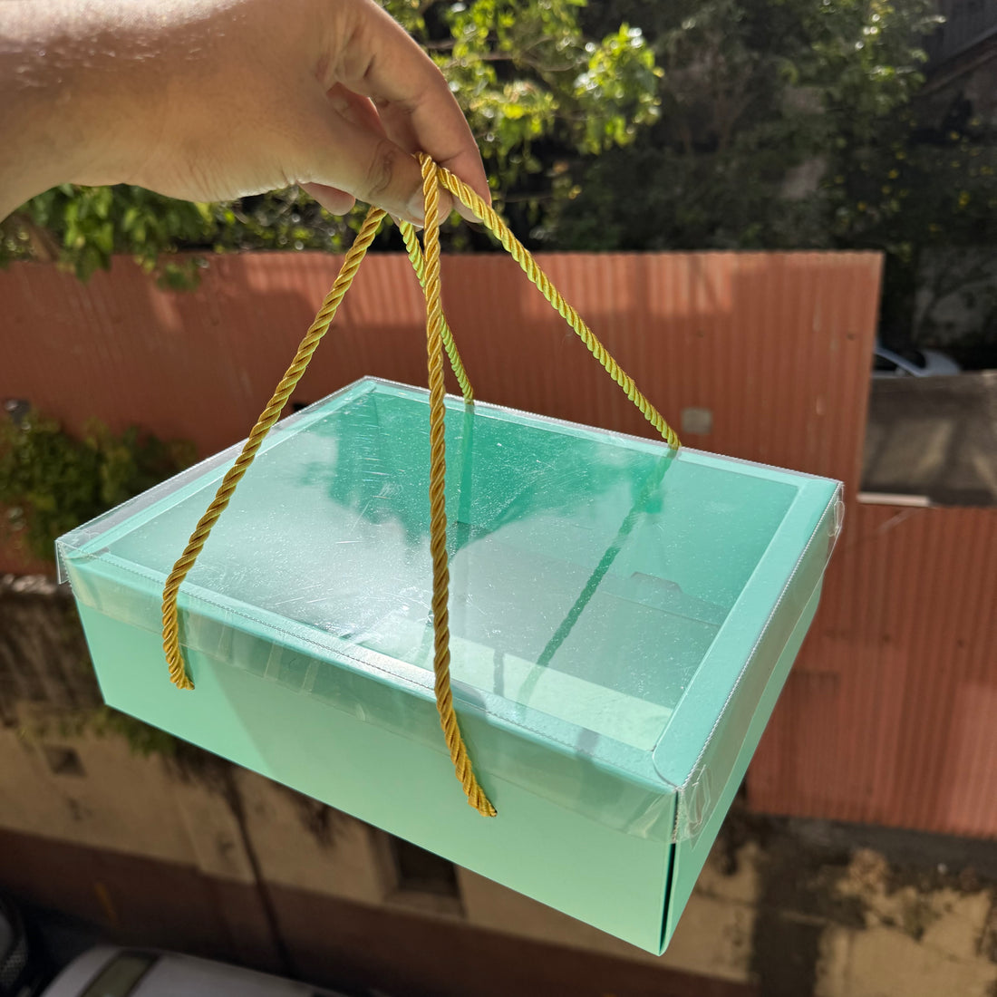 Mint Green Hamper Box With Transparent Lid And Handle (10pc)