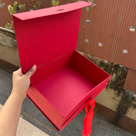 Red Ribbon Hamper Trunk Box