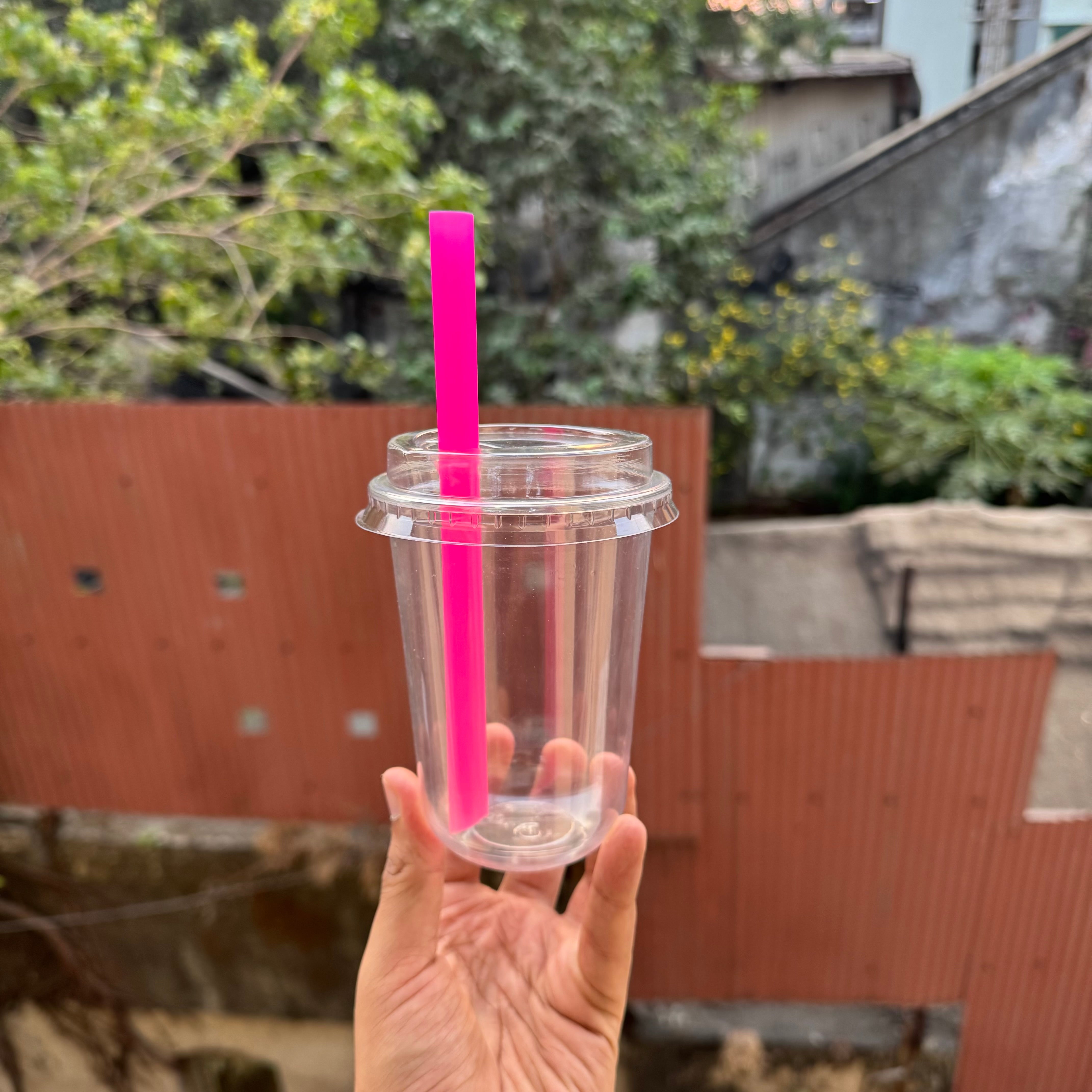 Trending U Shape Dessert Container (10pc) • Coffee / Boba Tea Cups - 500ml