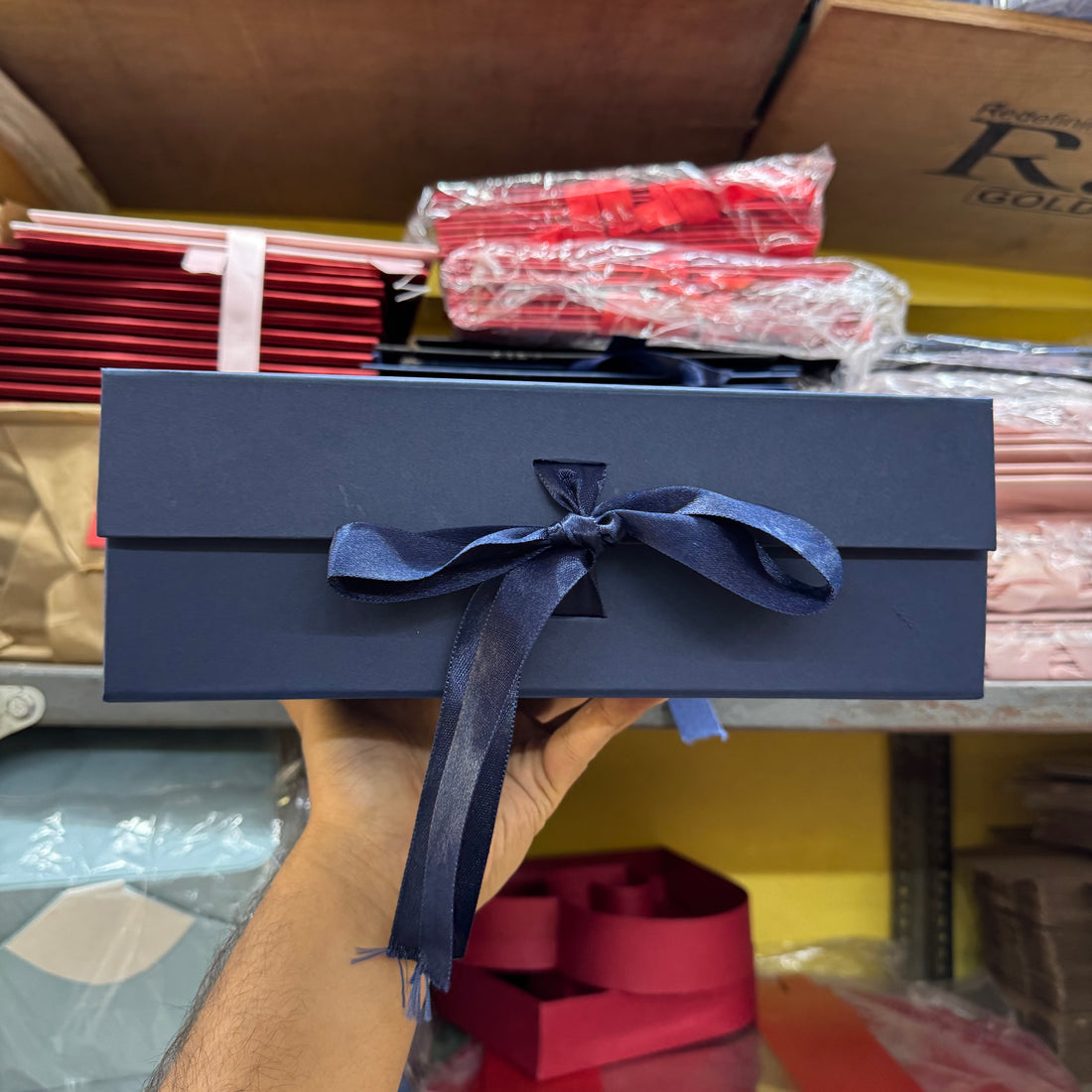 Collapsible Ribbon Trunk Hamper Box