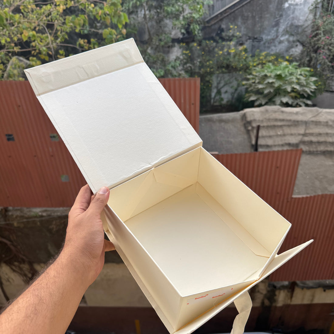 Collapsible Trunk Ribbon Box 8x8.75x4inch 1pc 🔹