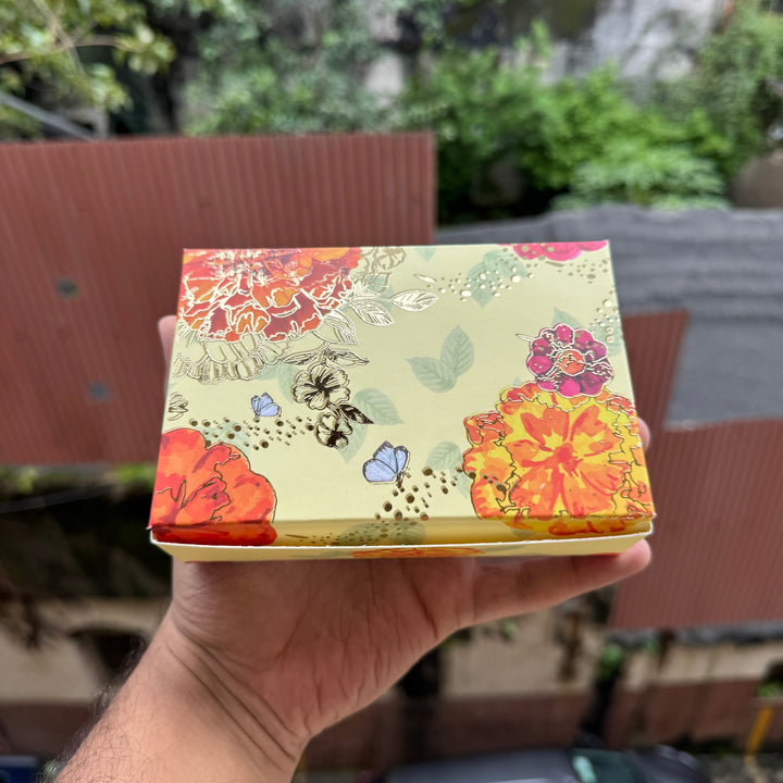 Kohinoor Collection 6Cavity Size Box For 2 Brownie with Foil Detailing (10pc)