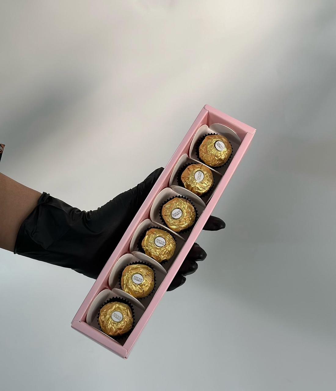 6 Cavity Premium Chocolate Box - Pink (10pcs)