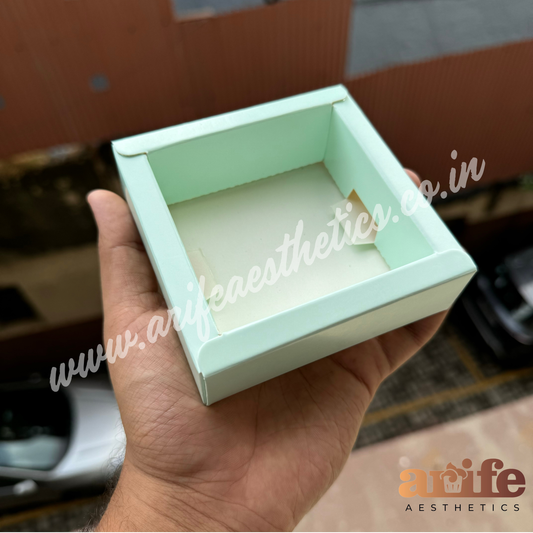 4 Cavity Premium Chocolate Box (10pcs)