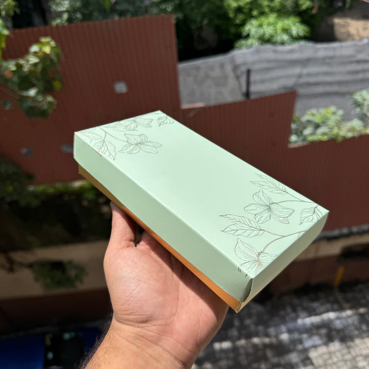 Pastel Petals Collection - 8 Cavity Size Brownie Box Mint Green (10pc) Top Bottom